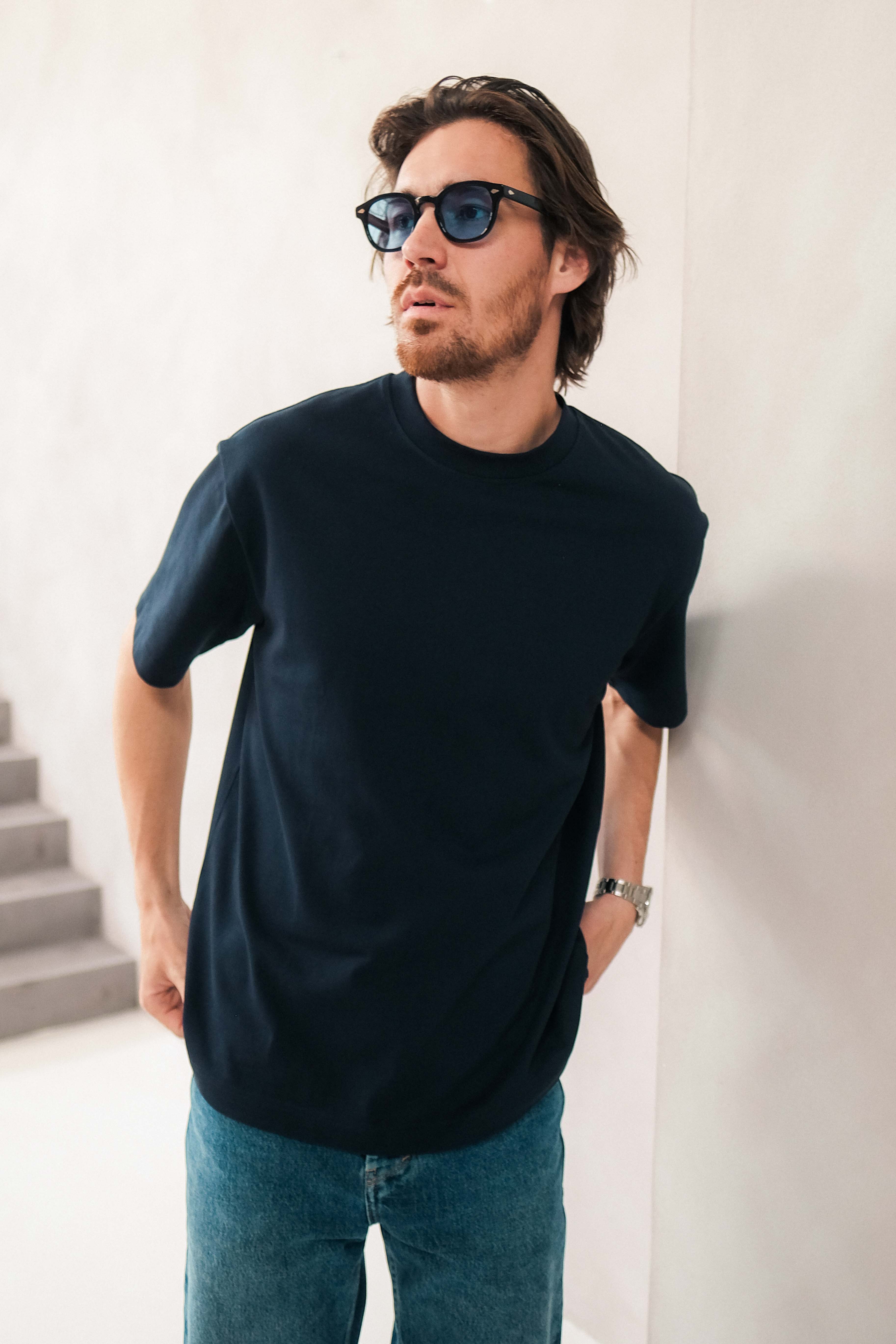 Soloumbrella Men's Dark Navy Crew Neck T-Shirt