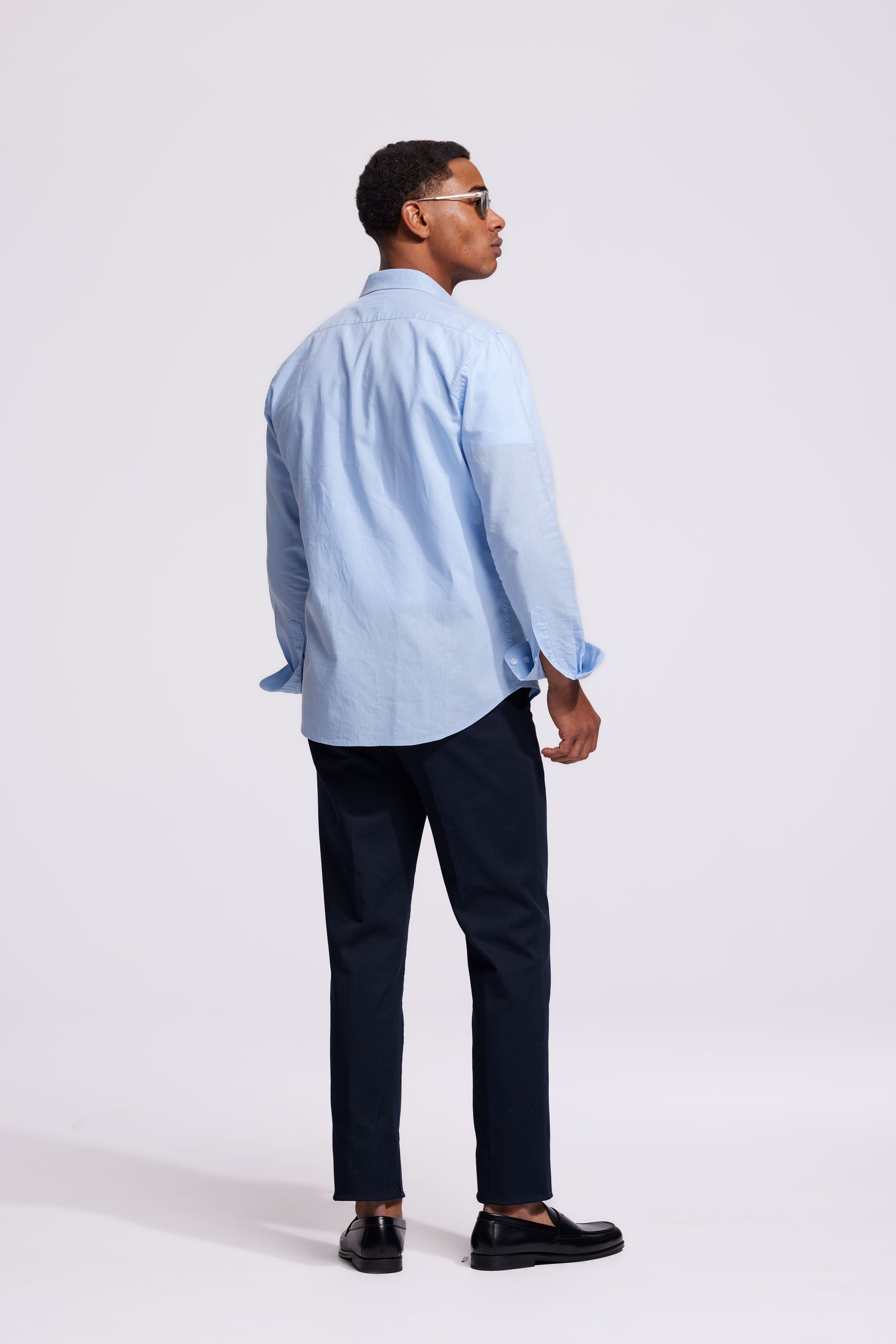 Soloumbrella Men's Light Blue Long Sleeve Button Down Shirt